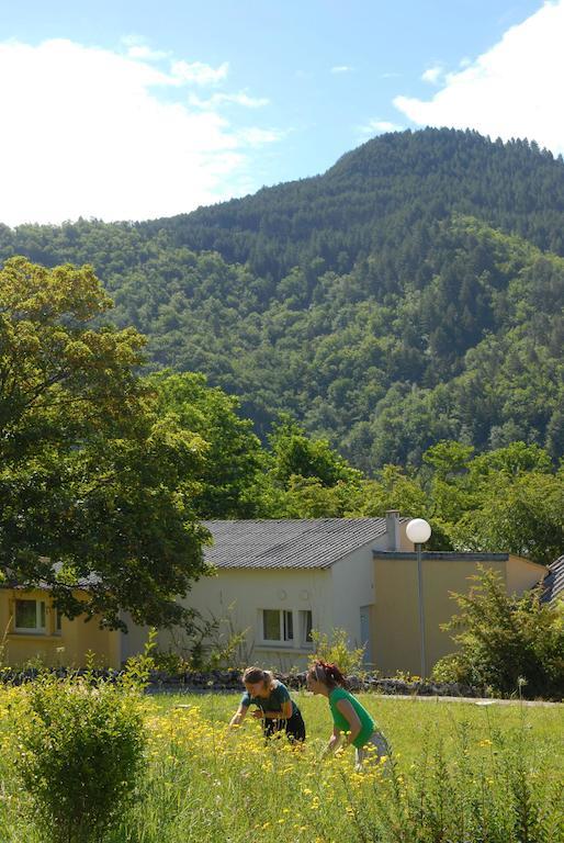 Vvf Les Cevennes Hotel Bedoues ภายนอก รูปภาพ