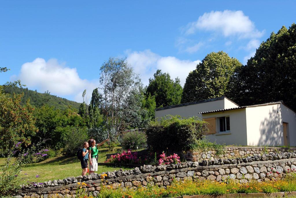 Vvf Les Cevennes Hotel Bedoues ภายนอก รูปภาพ