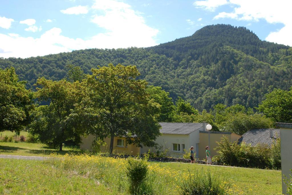 Vvf Les Cevennes Hotel Bedoues ภายนอก รูปภาพ