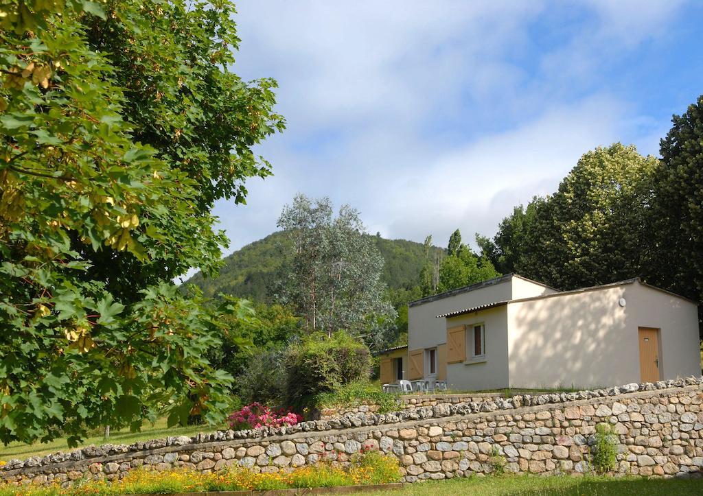 Vvf Les Cevennes Hotel Bedoues ภายนอก รูปภาพ